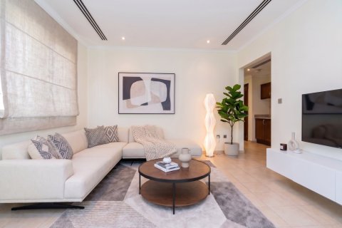 Villa de 4 dormitorios en Jumeirah Islands, UAE No. 205780 5