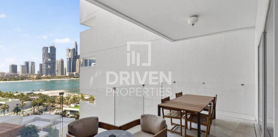 Квартира с 3 спальнями в FIVE Palm Jumeirah, ОАЭ №211707