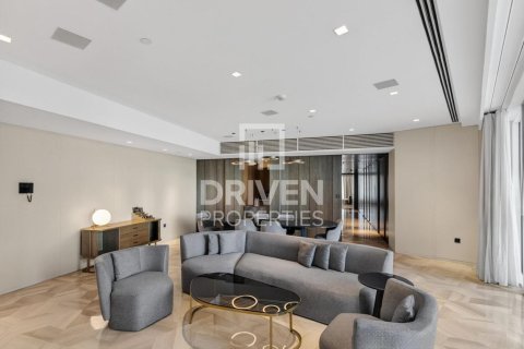 Квартира с 3 спальнями в FIVE Palm Jumeirah, ОАЭ №211707 6