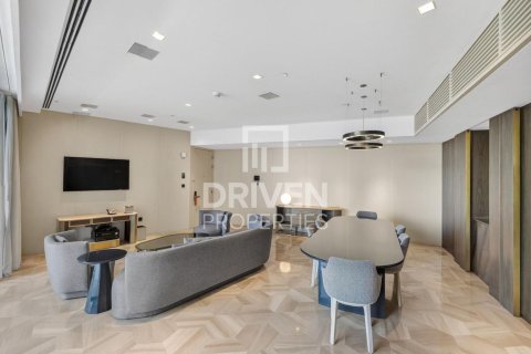 Квартира с 3 спальнями в FIVE Palm Jumeirah, ОАЭ №211707 5