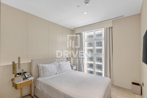 Квартира с 3 спальнями в FIVE Palm Jumeirah, ОАЭ №211707 12