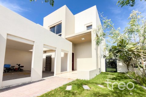 4 bedrooms Villa in Zahra Townhouses, UAE No. 174106