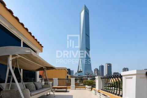 Вилла с 6 спальнями в Jumeirah Park, ОАЭ №221302 29