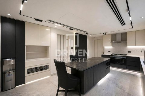 Вилла с 6 спальнями в Jumeirah Park, ОАЭ №221302 13
