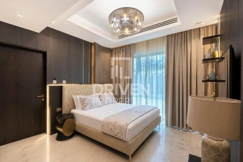 Вилла с 6 спальнями в Jumeirah Park, ОАЭ №221302 14