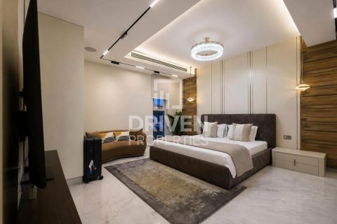 Вилла с 6 спальнями в Jumeirah Park, ОАЭ №221302 18