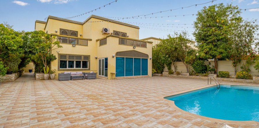 4 bedrooms Villa in Regional, UAE No. 48712