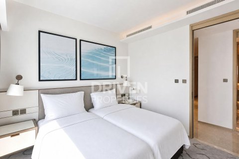 2 bedrooms Apartment in Address Harbour Point, UAE No. 225643 5