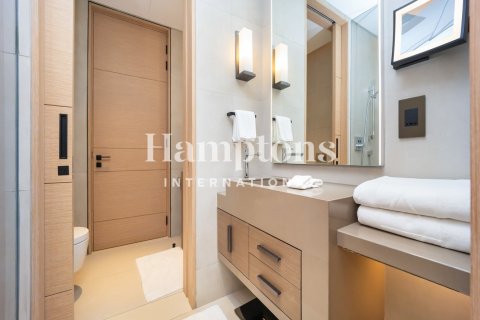 Квартира с 3 спальнями в Джумейра Бич Резиденс, ОАЭ №215536 17