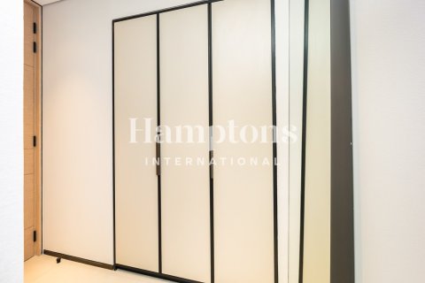 Квартира с 3 спальнями в Джумейра Бич Резиденс, ОАЭ №215536 24