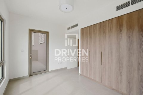 Villa de 4 dormitorios en Jebel Ali, UAE No. 202747 11