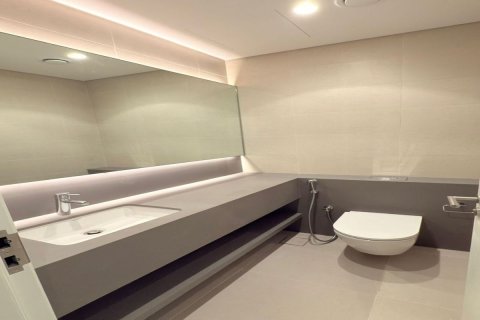 Commercial property de 5 chambres à Tilal City, UAE No. 131055 18