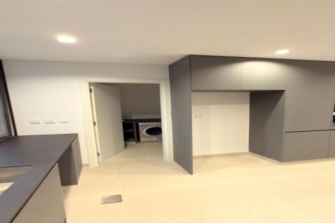 Commercial property de 5 chambres à Tilal City, UAE No. 131055 14