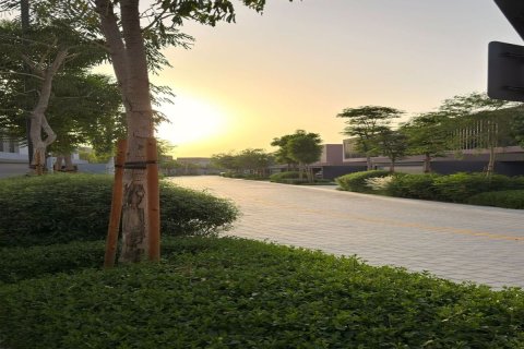 Commercial property de 5 chambres à Tilal City, UAE No. 131055 3