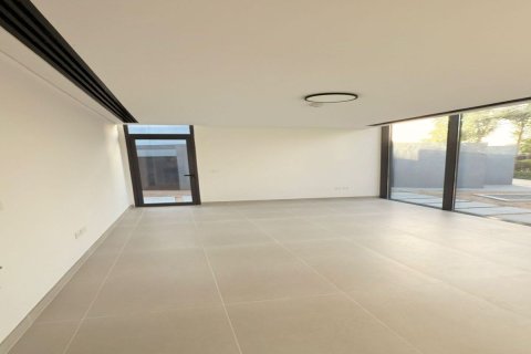 Commercial property de 5 chambres à Tilal City, UAE No. 131055 22