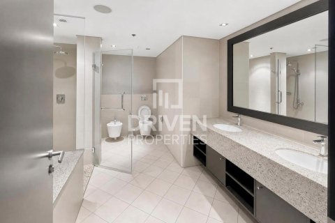 1 bedroom Apartment in The Crescent, UAE No. 211909 9
