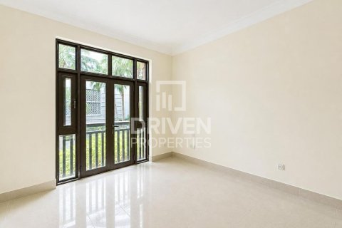 2 غرف نوم شقة في وسط مدينة دبي, الإمارات العربية المتحدة رقم 214643 8
