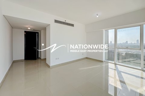 3 bedrooms Apartment in Abu Dhabi, UAE No. 132462 16