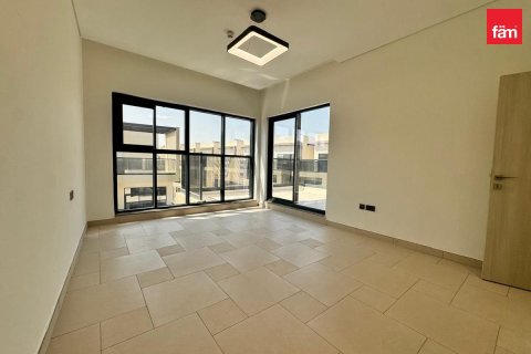 4 bedrooms Townhouse in Dubai, UAE No. 219030 3