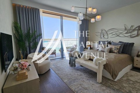 7 bedrooms Villa in Abu Dhabi, UAE No. 223541 7