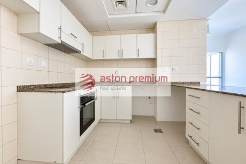 Apartment de 3 dormitorios en Bay Central, UAE No. 223919 5