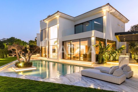 4 غرف نوم فيلا في Jumeirah Islands, الإمارات العربية المتحدة رقم 155368 3