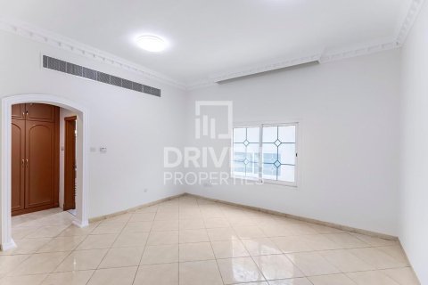 Villa de 6 dormitorios en Al Barsha 2, UAE No. 202719 17