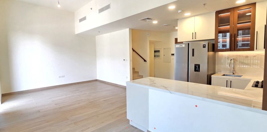 2 bedrooms Apartment in Town Square, UAE No. 223668