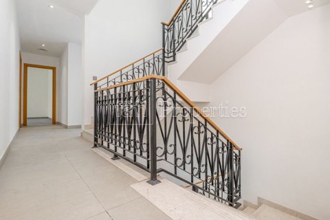Villa de 4 chambres à Palm Jumeirah, UAE No. 222111 12