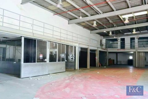 3577m² Warehouse in Al Quoz Industrial Area, UAE No. 153795 14