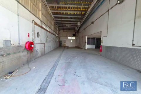 3577m² Warehouse in Al Quoz Industrial Area, UAE No. 153795 8