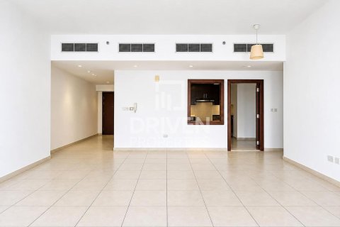 Apartment de 3 dormitorios en Executive Towers, UAE No. 214985 6