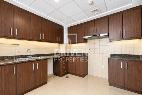 Apartment de 3 dormitorios en Executive Towers, UAE No. 214985 11