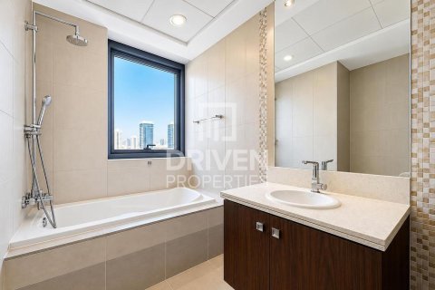 Apartment de 3 dormitorios en Executive Towers, UAE No. 214985 19