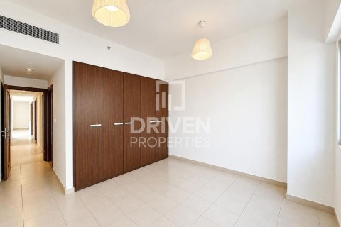 Apartment de 3 dormitorios en Executive Towers, UAE No. 214985 16