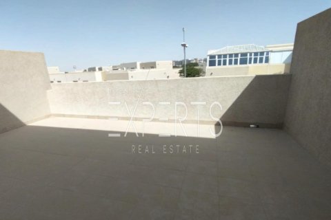 Villa de 3 dormitorios en Al Reef, UAE No. 224289 15