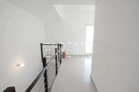Villa de 3 dormitorios en Al Reef, UAE No. 224289 10