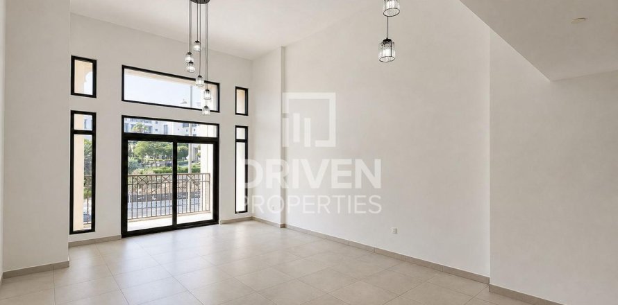 Apartment de 2 dormitorios en Umm Suqeim 3, UAE No. 225540