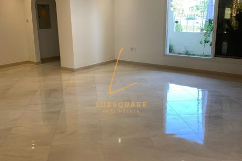 4 bedrooms Villa in Jumeirah Village Circle, UAE No. 219341 15