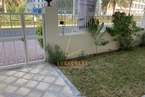 4 bedrooms Villa in Jumeirah Village Circle, UAE No. 219341 14