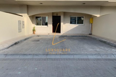 4 bedrooms Villa in Jumeirah Village Circle, UAE No. 219341 3