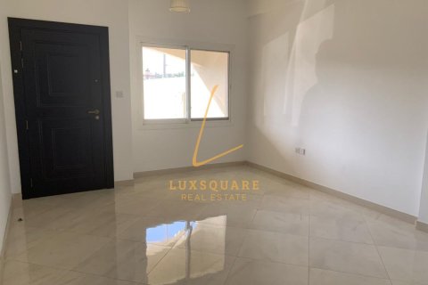4 bedrooms Villa in Jumeirah Village Circle, UAE No. 219341 6