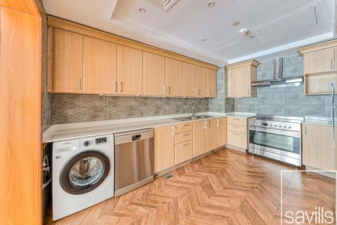 Apartment de 2 dormitorios en Shoreline Apartments, UAE No. 224839 11