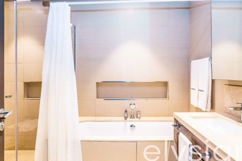 3 bedrooms Apartment in Zabeel, UAE No. 64633 11