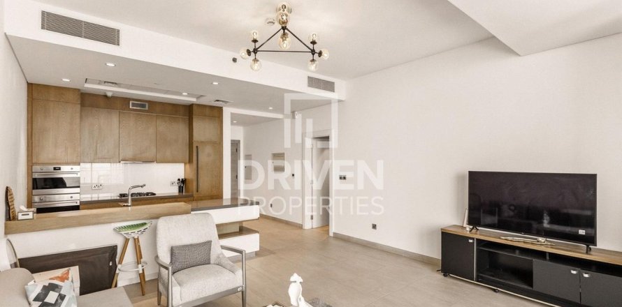 Apartment de 1 dormitorio en The Crescent, UAE No. 214817