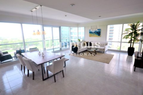 Appartement de 2 chambres à The Views 1, UAE No. 202951 5