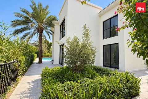 Вилла с 4 спальнями в Jumeirah Islands, ОАЭ №216786 29