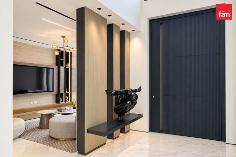 Вилла с 4 спальнями в Jumeirah Islands, ОАЭ №216786 4
