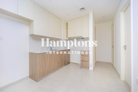 3 bedrooms Townhouse in Al Manara, UAE No. 186213