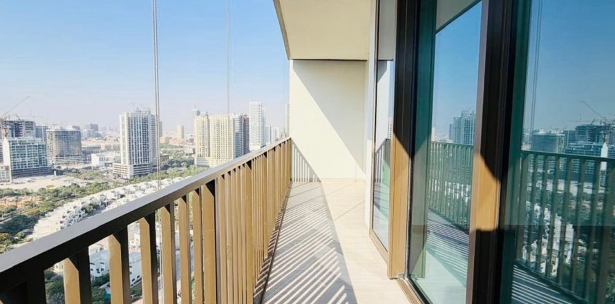 3 bedrooms Apartment in Dubai, UAE No. 197225